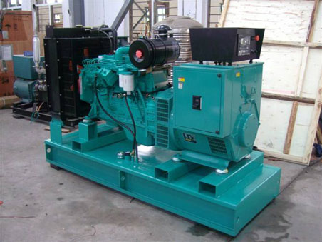 丁青200kw康明斯柴油发电机组图片 丁青200kw康明斯柴油发电机组图片